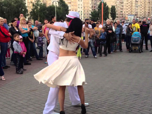 Сон - танец для пар